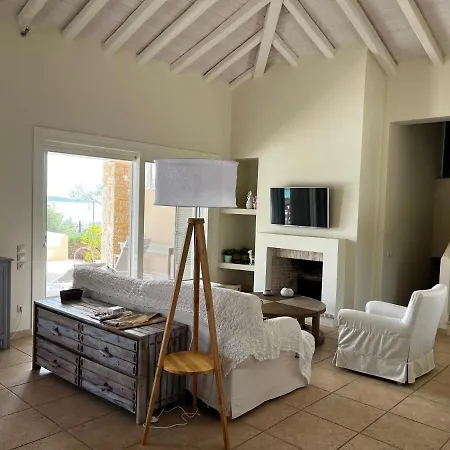 Phaedrus Living: Seaview Luxury Villa Chrysanthemum Kranidi