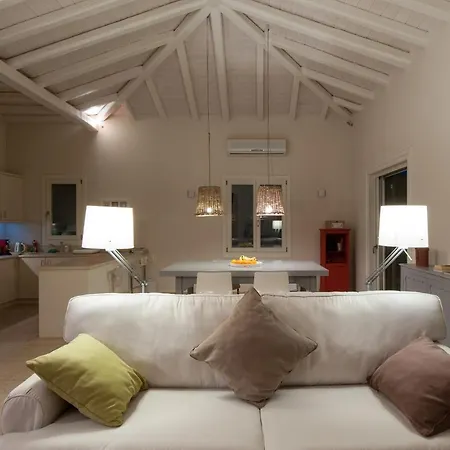 Phaedrus Living: Seaview Luxury Villa Chrysanthemum Vila