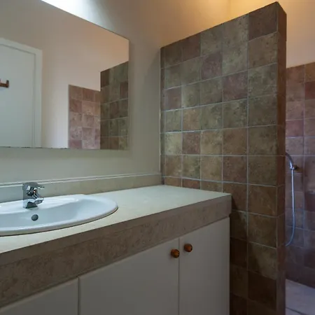 Phaedrus Living: Seaview Luxury Villa Chrysanthemum Vila *